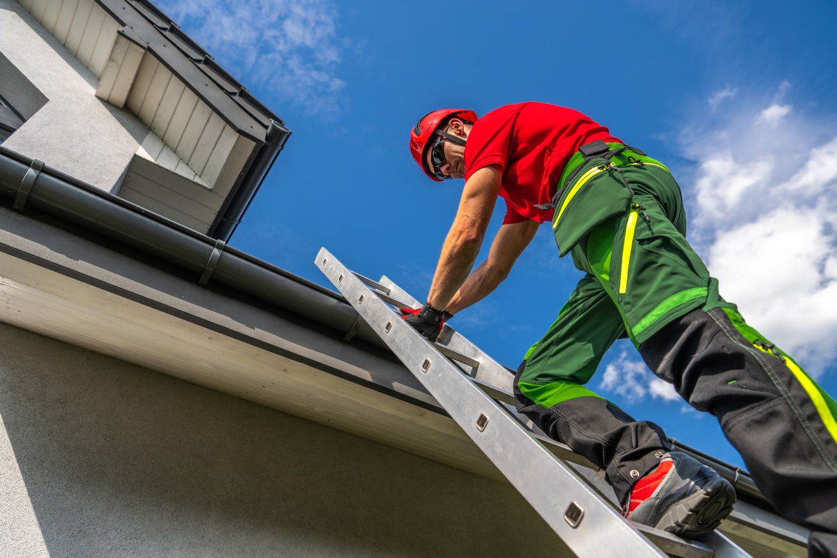 Commercial Roof Maintenance and Inspection Programs_ Why Proactive Care Protects Your Investment